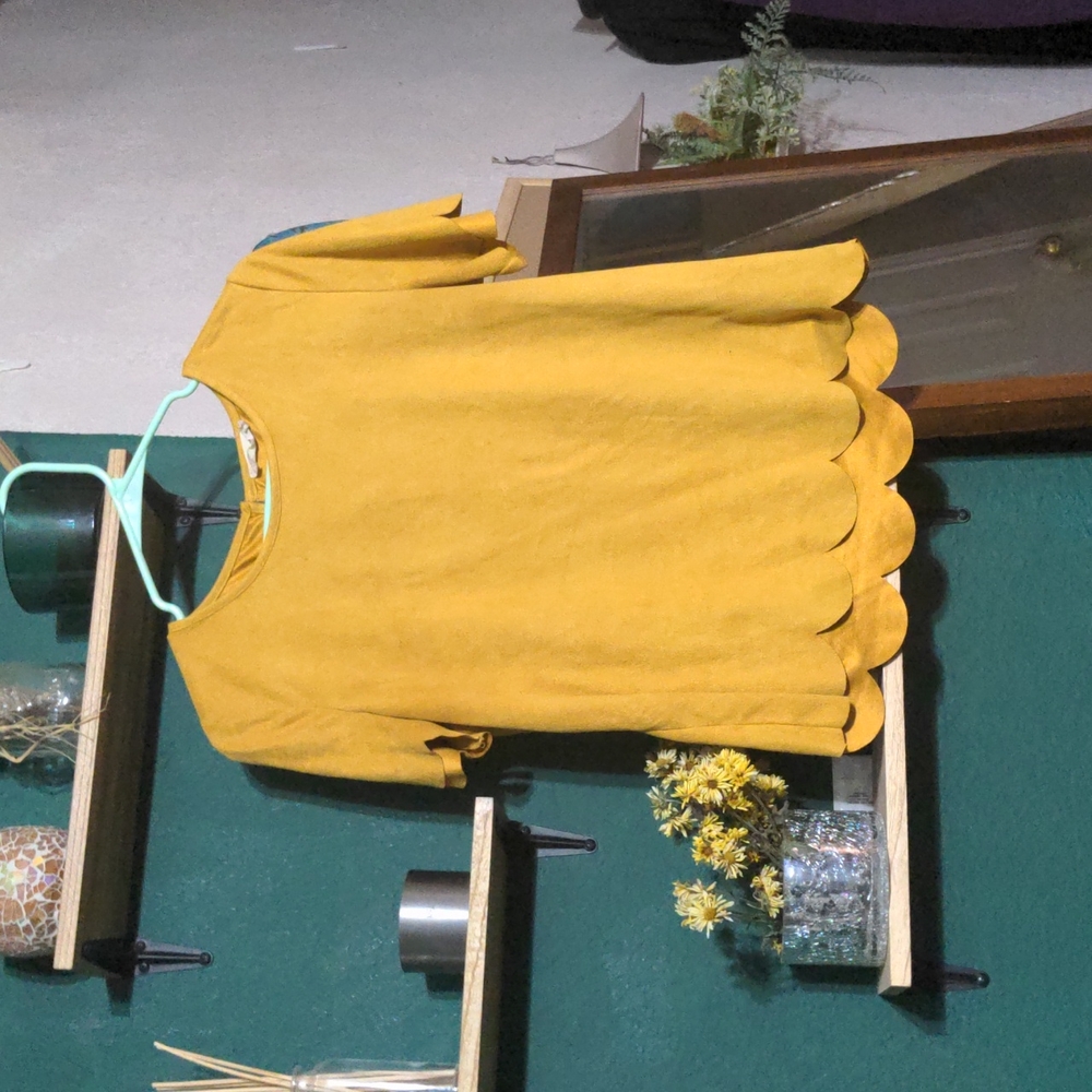 Altar'd State Scallop Trim Top